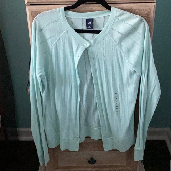 Sweater - Picture 1 of 2